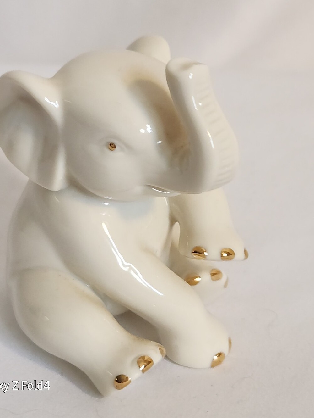 Lenox Cream White Porcelain Figurine Detail